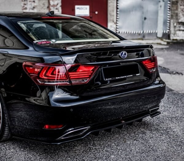 Extensión alerón Lexus LS Mk4 FL