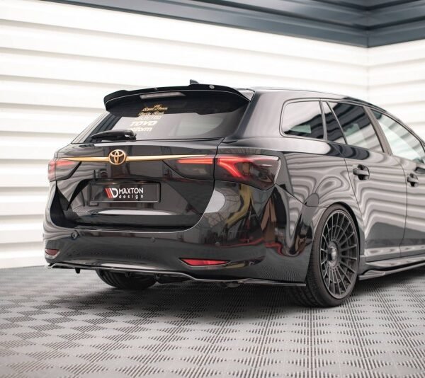 Extensión alerón Toyota Avensis Mk3