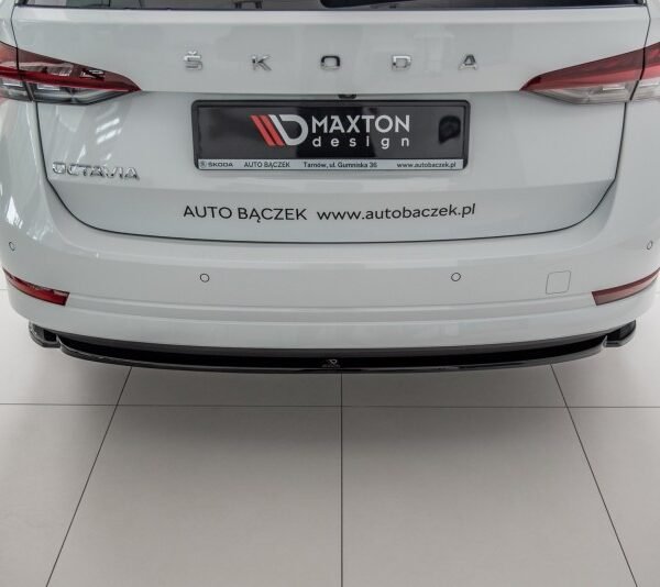 Lip trasero Skoda Octavia Mk4