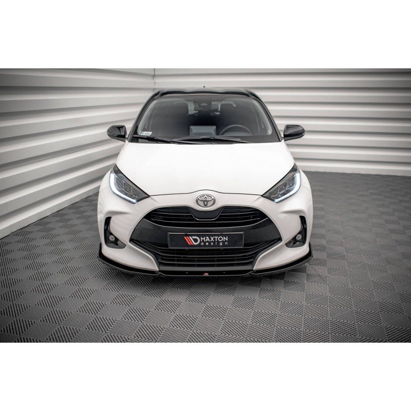 Lip V.1 Con Flaps Maxton Design Toyota Yaris