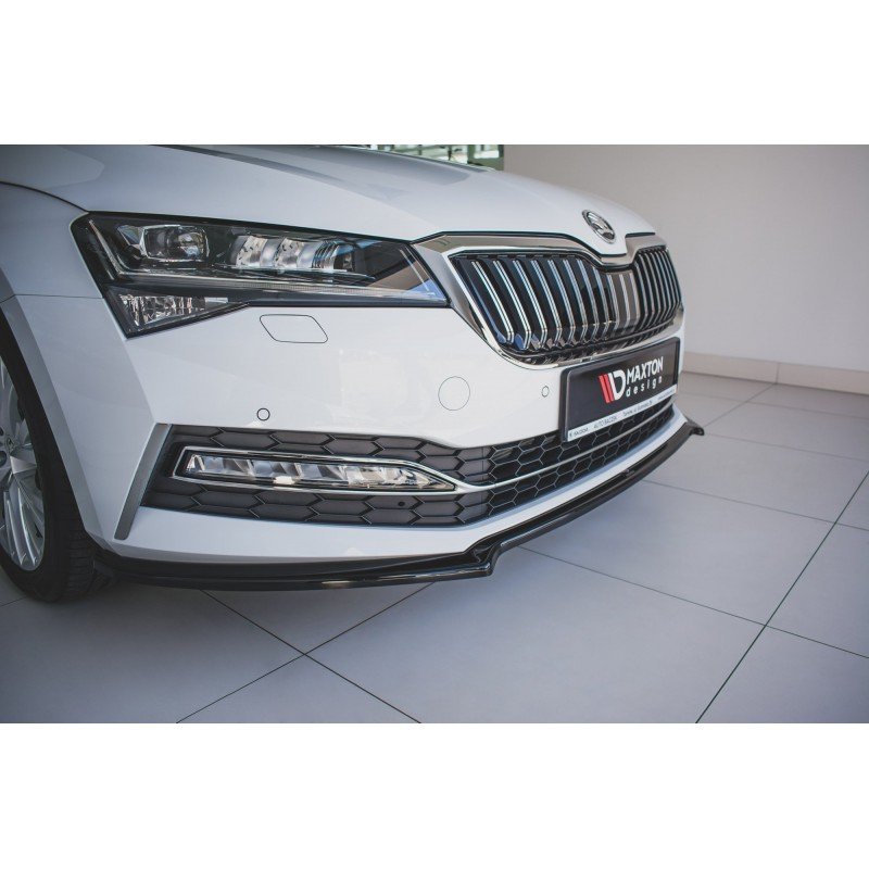 Lip V.1 Maxton Design Skoda Superb Mk3 FL - Imagen 3