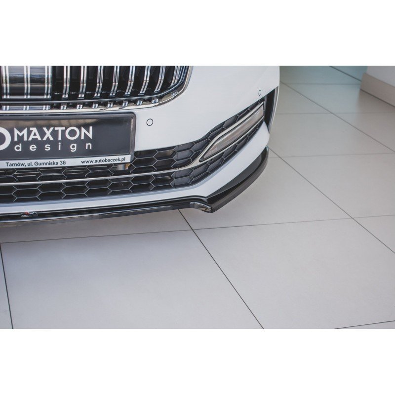 Lip V.1 Maxton Design Skoda Superb Mk3 FL - Imagen 4